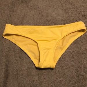 Kona Sol swimsuit bottoms size M
